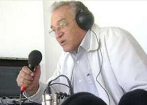 Ouça gol da Ferroviária com o locutor mais longevo do Interior