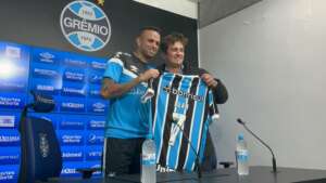 Luan vê Corinthians como 'página virada' e celebra volta ao Grêmio: 'Salário é o de menos'