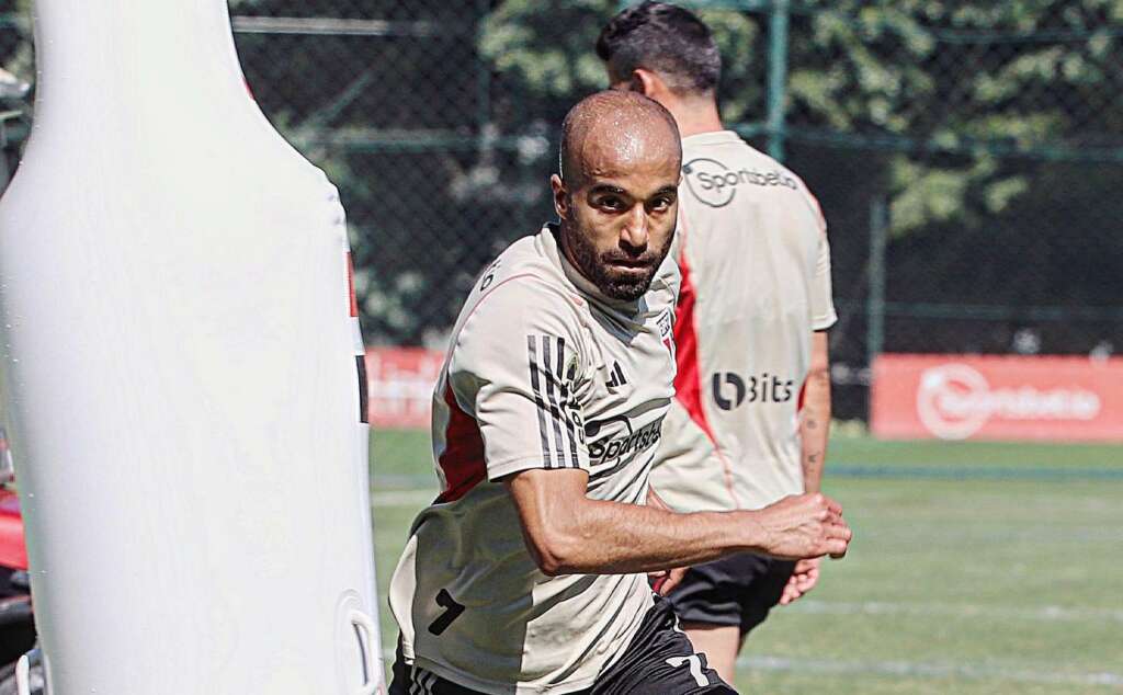 Lucas Moura e James Rodrigues treinam pela 1ª vez com todos os companheiros no São Paulo