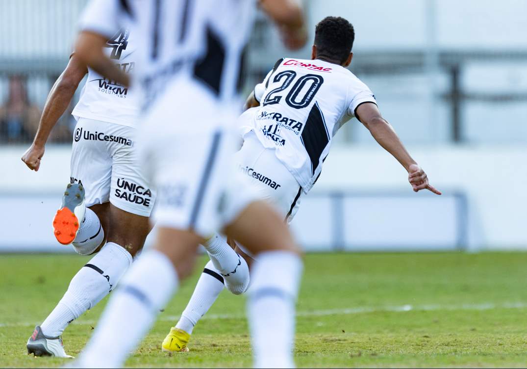 Quando a Ponte Preta vai voltar a marcar gols de faltas?