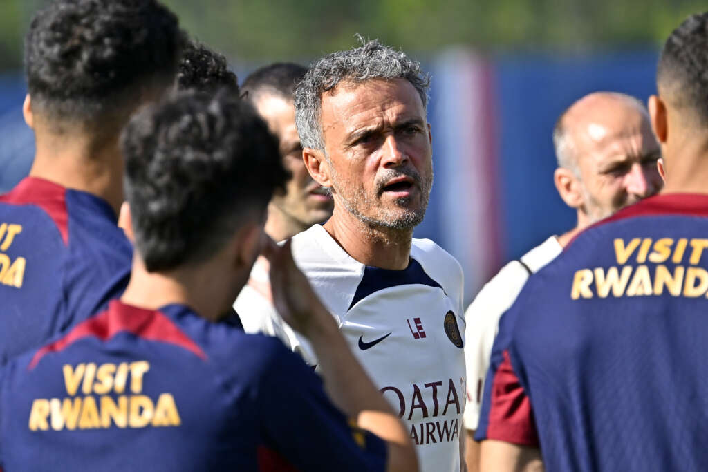 Luis Enrique espera que PSG e Mbappé entrem em acordo e mostrará ‘em ações’ se conta com Neymar