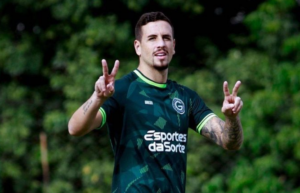 Série B: Atlético-GO anuncia meia Dodô e atacante Matheus Peixoto
