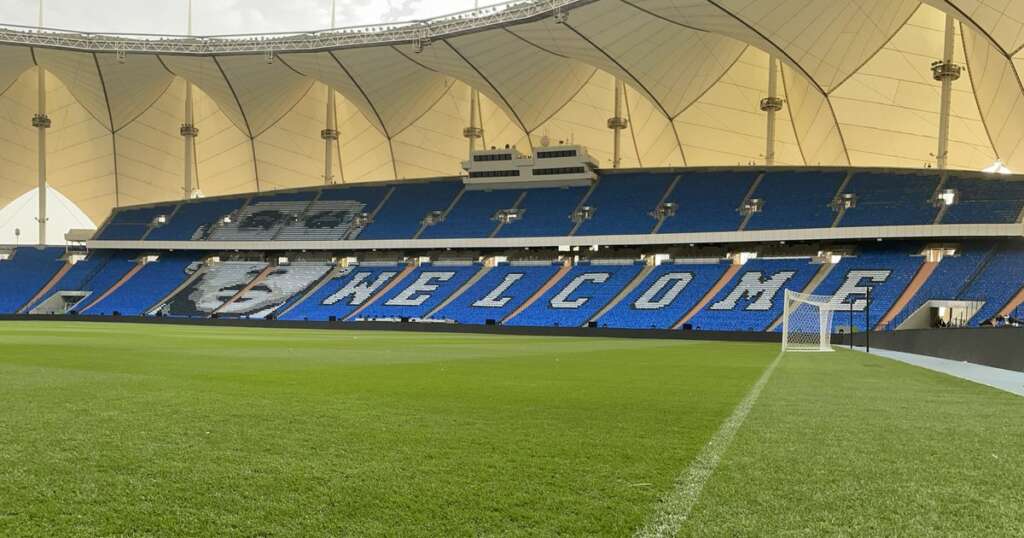 Saudita: Al-Hilal coloca Neymar no céu com drones e faz mosaico para receber o craque