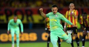 Palmeiras deixa avião de Leila Pereira, vai de ônibus até Cali e freta aeronave para São Paulo