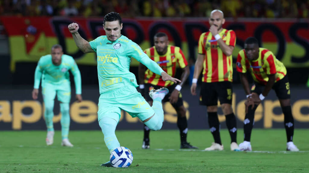 Palmeiras x Vasco - Vai diminuir a distância para o Fogão? 2 Raphael Veiga Palmeiras 2023