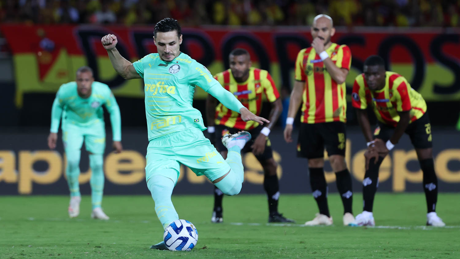 Palmeiras x Vasco – Vai diminuir a distância para o Fogão?