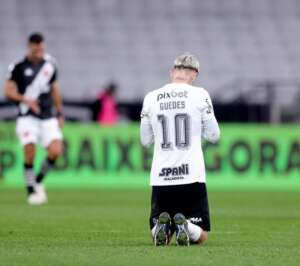 Róger Guedes diz que tentou liberação para enfrentar o São Paulo antes de ir para o Al-Rayyan