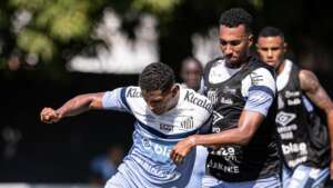 Santos anuncia empréstimos dos encostados Nathan e Bruno Marques para o futebol português