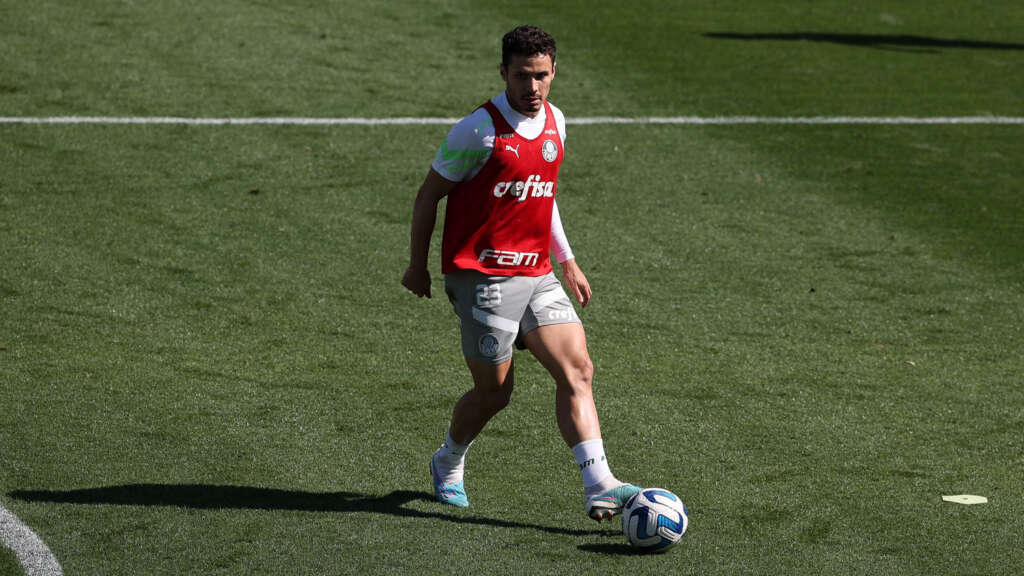 Veiga pede Palmeiras ‘consistente’ para eliminar Atlético-MG e avançar na Libertadores