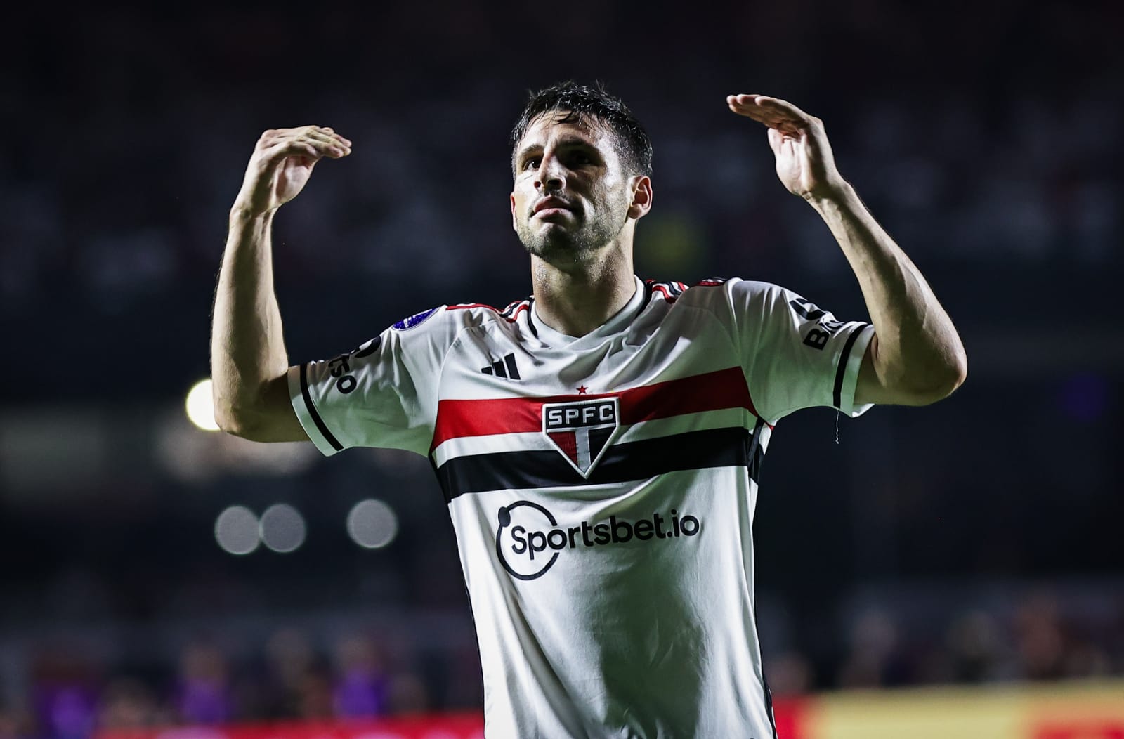 São Paulo pega Flamengo em crise e com saudades de Dorival Jr. em provável estreia de James