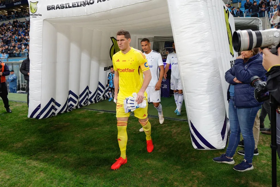 Rafael lamenta resultado do Cruzeiro contra o Grêmio (Foto: Staff Images/ Cruzeiro)