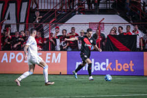 Londrina x Atlético-GO - Para deixar Z-4 da Série B