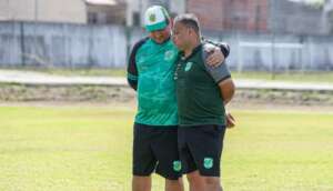 Floresta-CE x Ypiranga-RS - Um quer fugir do Z-4 e o outro pode entrar no G-8