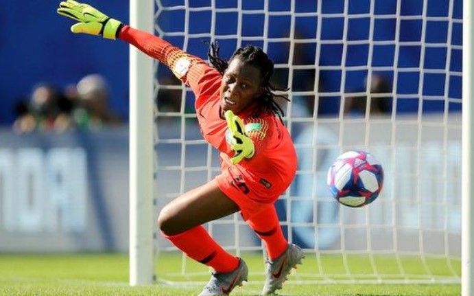 Conheça as 5 melhores jogadoras da fase de grupos da Copa do Mundo feminina 3 goleira nigeria