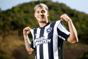 Botafogo anuncia contratação de jovem lateral-direito campeão mundial com o Uruguai