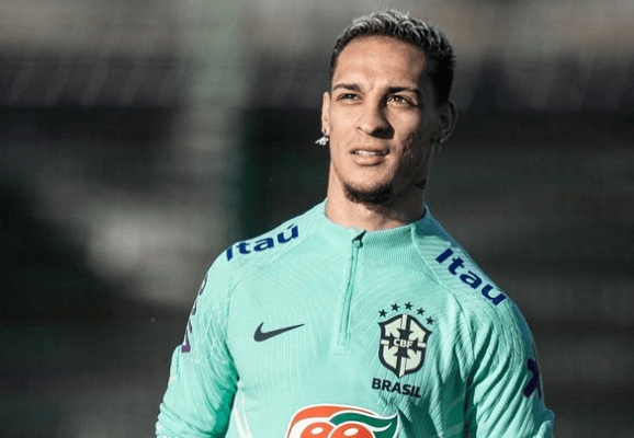 Antony comemora classificação do São Paulo na Copa do Brasil e valoriza Lucas: ‘Você é craque’