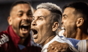 'Sabia o que tinha que fazer', diz Soteldo, destaque do Santos na virada sobre o Grêmio