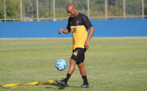 Série C: Amazonas-AM anuncia lateral ex-Atlético-MG e América-MG