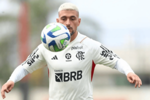 Flamengo confirma lesões e evita apontar data para voltas de Arrascaeta e Luiz Araújo