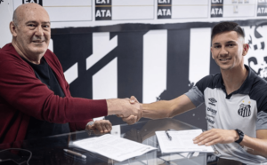 Santos anuncia contratação do atacante uruguaio Maxi Silvera
