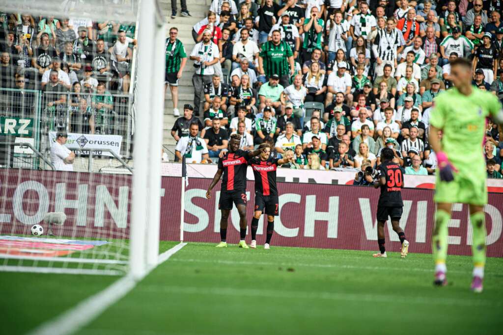 ALEMÃO: Leverkusen goleia Mönchengladbach e Dortmund fica no empate em Bochum