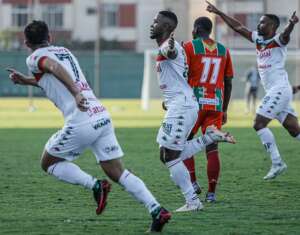 Portuguesa-RJ 4 x 0 Operário-MT - Com tranquilidade, Lusa reverte vantagem e classifica