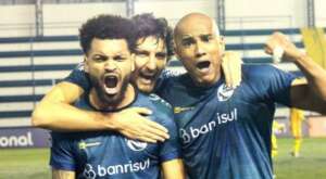 Pouso Alegre-MG 1 x 2 São José-RS - Com gol no fim, Zeca vence e conquista classificação