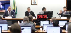 Seneme diz que árbitros cumprem rigoroso protocolo e não têm ligação com apostas