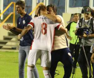 Souza descarta jogar no Náutico após confusão com técnico