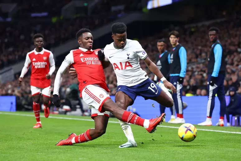 INGLÊS: Arsenal e Tottenham empatam em clássico; Liverpool e