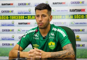 Cuiabá afasta jogador Uruguaio após desentendimento com a diretoria