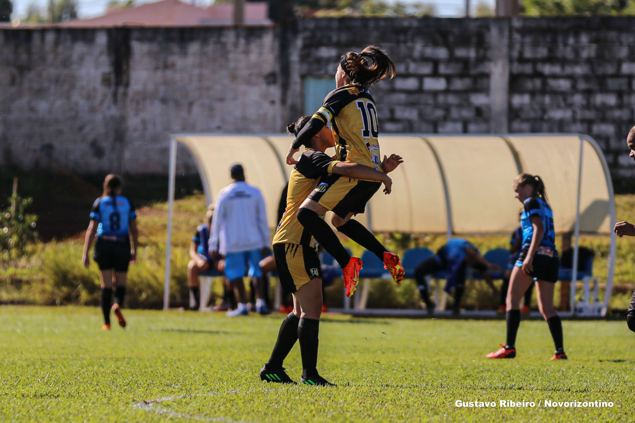 Meninas do Novorizontino goleiam Jardinópolis e vão à semi da Copa Vando Galvão