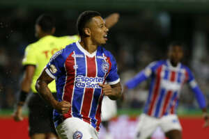 Coritiba 2 x 4 Bahia - Tricolor volta a vencer fora de casa em estreia de Rogério Ceni