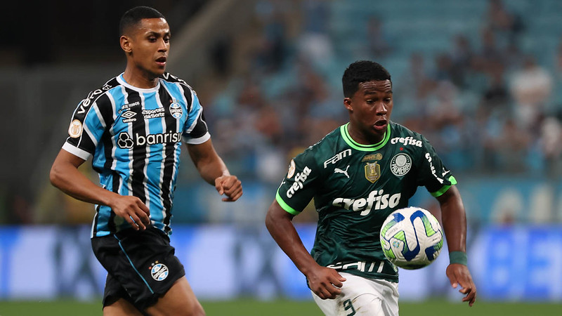 BRASILEIRÃO: Grêmio vence Palmeiras em duelo direto; Vasco goleia e Inter perde