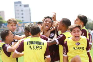 Paulista Sub-17: Corinthians, Red Bull Bragantino e Palmeiras vencem bem e ficam perto da semifinal