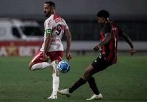 CRB 6 x 0 Vitória - Atropelada no líder dá esperança de G-4