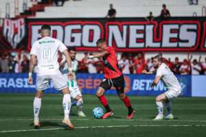 Atlético-GO 3 x 0 Juventude - Dragão vence duelo direto e encosta na briga pelo G4