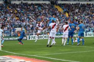 Avaí nega agressão de Denilson e questiona erros de arbitragem na Série B