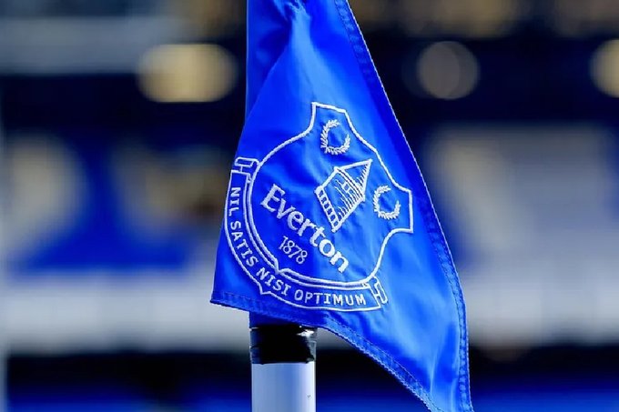 Grupo dono da SAF do Vasco faz acordo para comprar o Everton, da Inglaterra