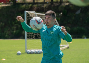 Série B: Após levar empate no último lance, meia da Chapecoense avisa: 'Buscar pontos fora de casa'