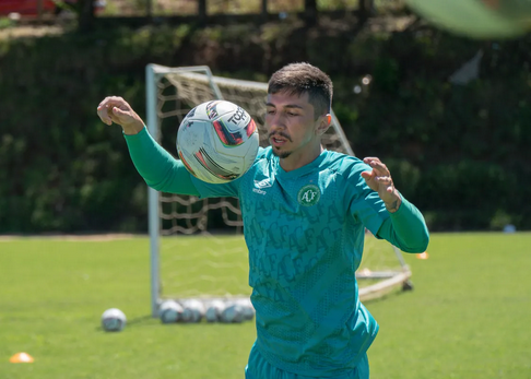 Gustavo Cazonatti chapecoense