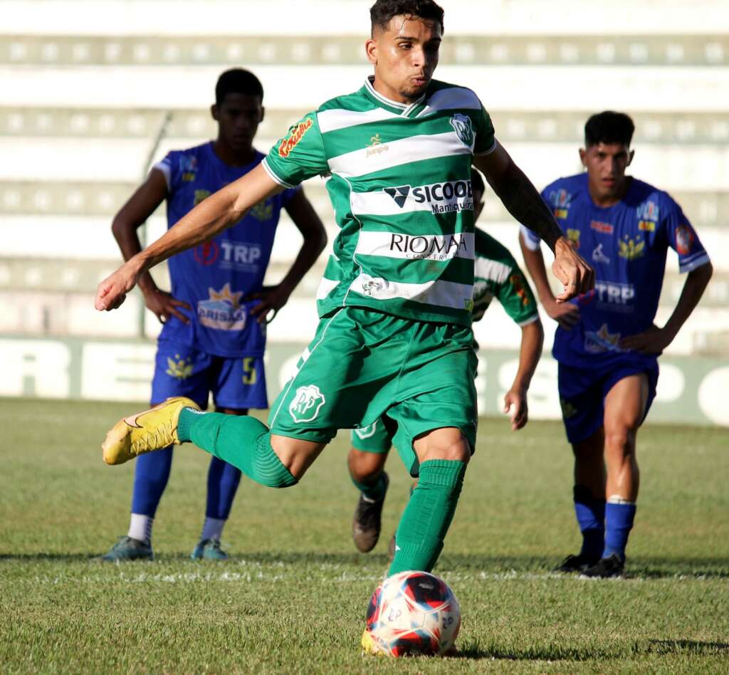 Paulista A3: Atacante é profissionalizado no Rio Preto