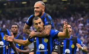 ITALIANO: Inter de Milão atropela Milan e se isola na ponta