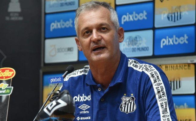 Série B: Vila Nova anuncia técnico ex-Guarani, Vasco e Santos para reta final