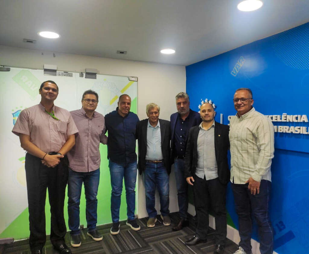 Santos faz visita à Comissão de Arbitragem da CBF para ‘estreitar relações com a entidade’