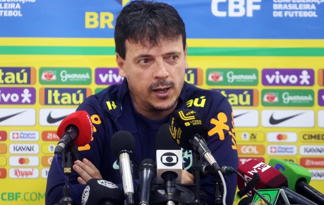 Diniz elogia Tite e prega pés no chão na seleção após 5 a 1: ‘Euforia é só da torcida’