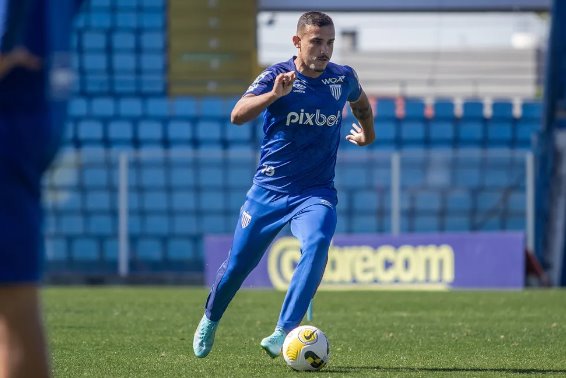 Pottker volta ao time do Avaí