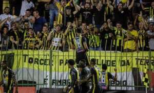 Volta Redonda-RJ 2 x 1 Botafogo-PB - Voltaço vence e embola quadrangular na Série C