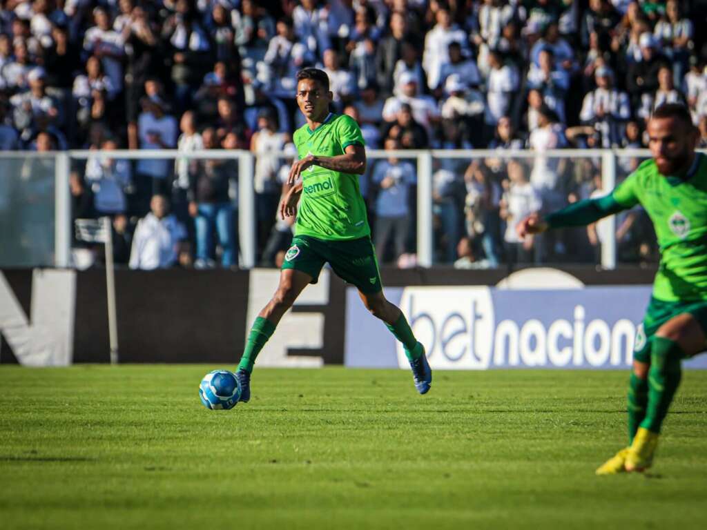 Série C: Saídas mais que triplicam e 20 atletas deixam o Manaus-AM