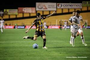 Série B: Rômulo comemora voltar a atuar os 90 minutos pelo Novorizontino e destaca semana livre de treinos